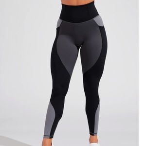 Journey Legging - Black/Grey Multi XL